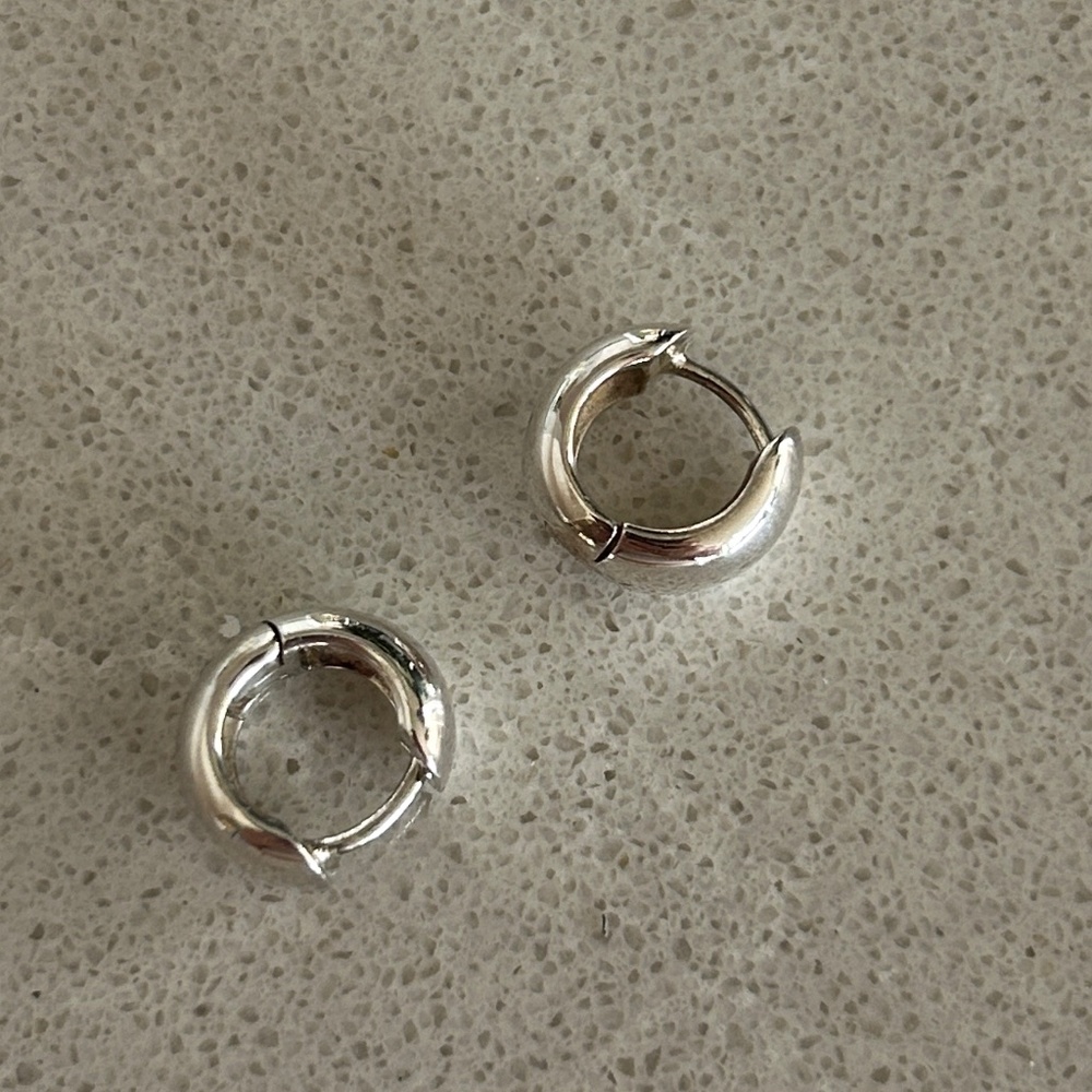 Mejuri earrings